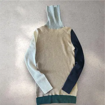 [새상품급] 드로어 리브 짜임 울, 캐시미어 터틀넥 스웨터 사이즈 1