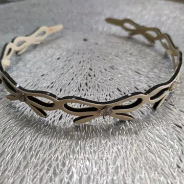 ALEXANDRE DE PARIS 리본 모티브 머리띠