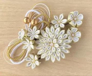 꽃 모티브 일본 의류 머리 장식 화이트 골드