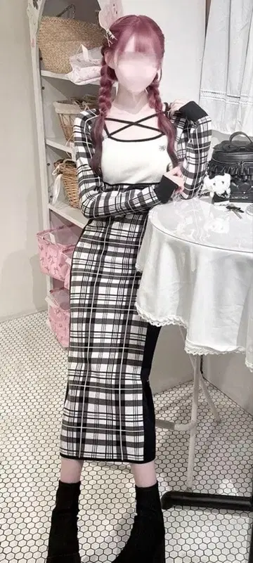 체크 롱 니트 원피스 미셸 마카롱 블랙 원피스 블랙