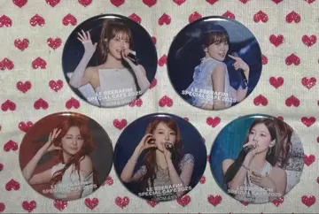 LE SSERAFIM 스페셜 카페 2025 캔 배지 풀세트