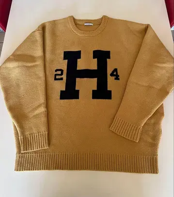 BAYFLOW 머스타드색 H 자수 빅 니트 스웨터 새상품