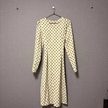 DM Peach 도트 무늬 긴팔 원피스