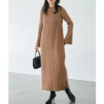 [ 미사용 새상품 ] LAVEANGE 플레어 슬리브 니트 원피스 3L