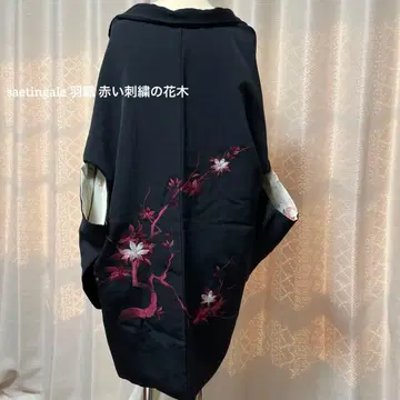 검은색 겉옷 순수 실크 문 없음 핑크빛 도는 빨간색과 하얀 꽃 나무 자수