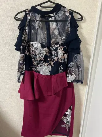 꽃무늬 자수 프릴 드레스 XL 네이비 버건디