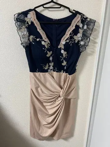 자수 네이비 베이지 타이트 드레스 L