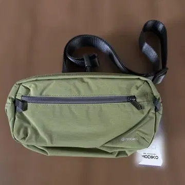 Modiko 바디백 남성용 숄더백 경량 발수 사양 대용량