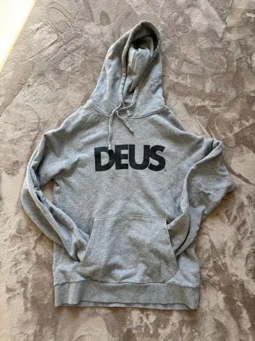 DEUS 그레이 로고 후드티 M 사이즈