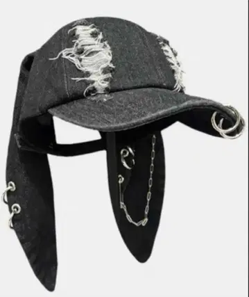 LONG EAR DAMAGED PIGMENTED CAP