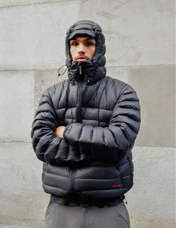 JJJJound DESCENTE ALLTERRAIN 다운 재킷