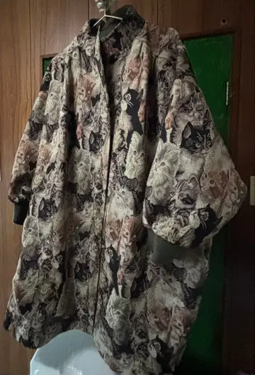 고양이 패턴 오버사이즈 자켓