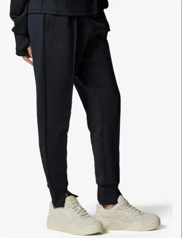 UNDER ARMOR 니트 센터 플리츠 팬츠