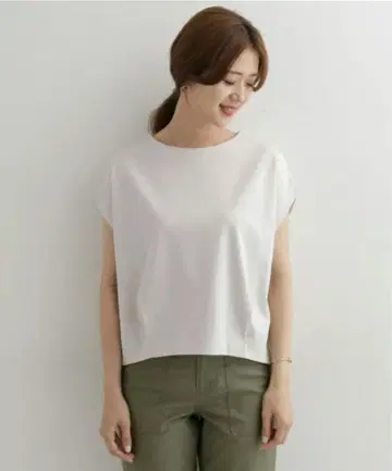 어반 리서치 도어스 프렌치 슬리브 턱 풀오버