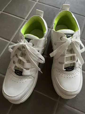 [ YOSUKE/요스케 ] 남성용 통굽 레이스업 스니커즈 화이트/라임