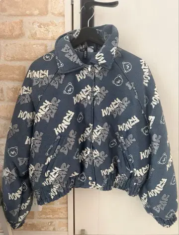 [ 미사용품 ] H&M 자카드 바시티 자켓 Honey Bear