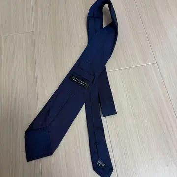 HILTON 네이비 텍스처 넥타이