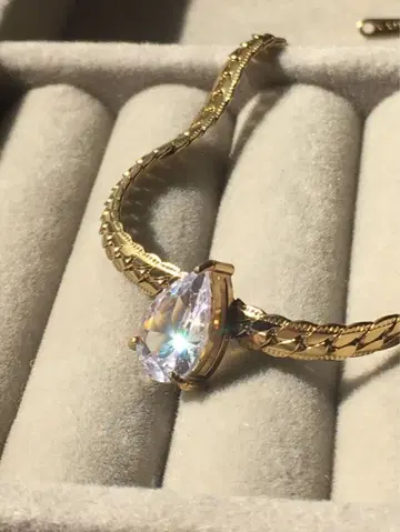 크리스탈풍 목걸이 골드 도금