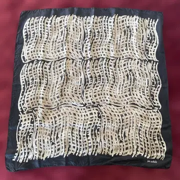 준 아시다 기하학 패턴 스카프