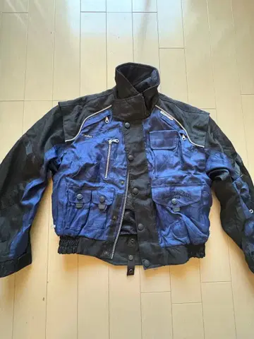 AMERICAN EAGLE 자켓