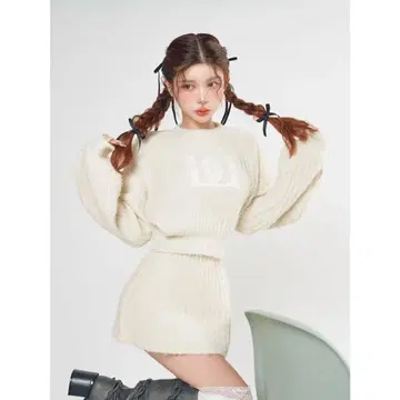 Darich 퀼팅 로고 니트 셋업 white