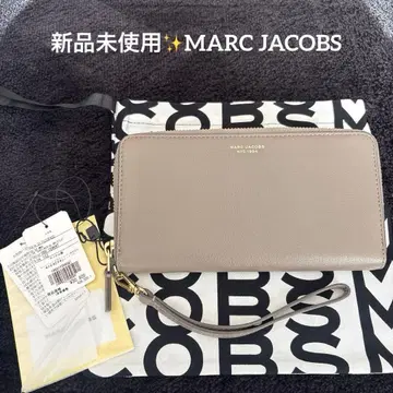 미사용 새상품 MARC JACOBS 장지갑 염소가죽