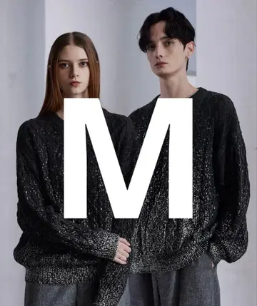 Foil Print Cable Crew Neck Knit