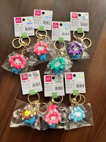 산리오 캐릭터즈 미야쿠미야쿠 변신 입체 마스코트 컬러 키링