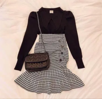 하운드투스 체크 머메이드 스커트