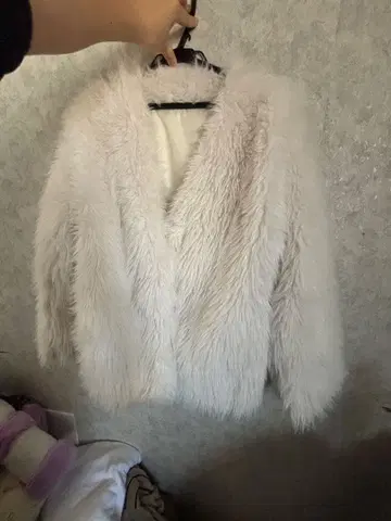 화이트 플리스 자켓