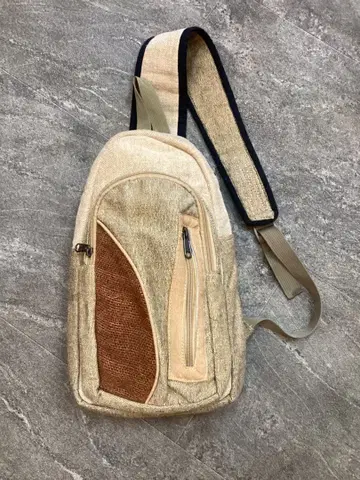 베이지 슬링백 2 포켓