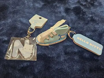 헬로키티 스니커즈형 키링 세트