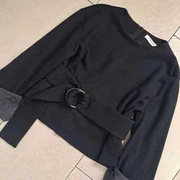 새상품급 어도어 ADORE 두툼한 울 100% 벨트 포함 상의