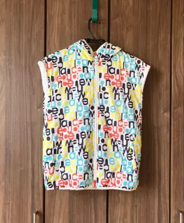 새상품급 뉴발란스골프 여성용 리버서블 충전솜 후드 부착 베스트