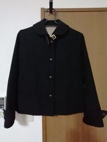 블랙 버튼 캐주얼 코트