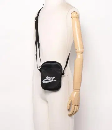 NIKE 헤리티지 스몰 아이템