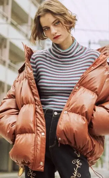 [ 새상품급 ] Jouetie 후드 부착 브라운 다운 자켓 / 오버 루즈