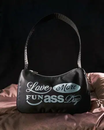 [ 새상품 미사용 ] FAD 한국 FunAssDay 블랙 숄더백