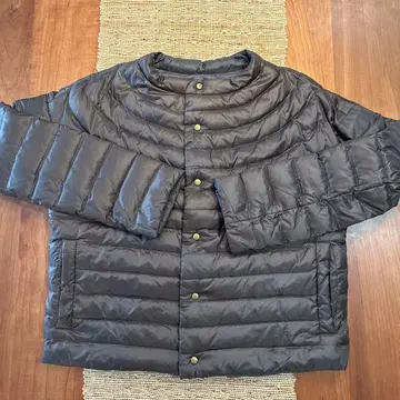 [HUMAN WOMAN] 리버서블 숏 기장 다운 자켓 M