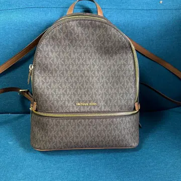 마이클코어스 럭색