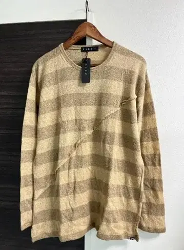 새상품 정가 20900엔 로아 ROAR 니트 SIZE 3 (L)