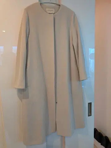 UNITED ARROWS 라이트 베이지 롱 노카라 코트