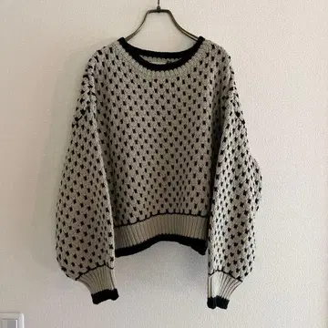 BEAMS HEART 빅 루즈 벌룬 소매 올 패턴 니트