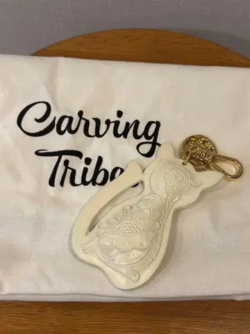 그레이스 콘티넨탈 Carving Tribes 고양이 캣 참