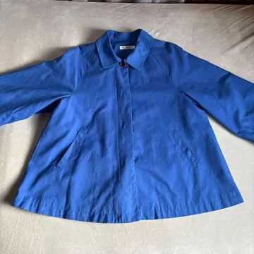 childwoman 파란색 버튼 자켓