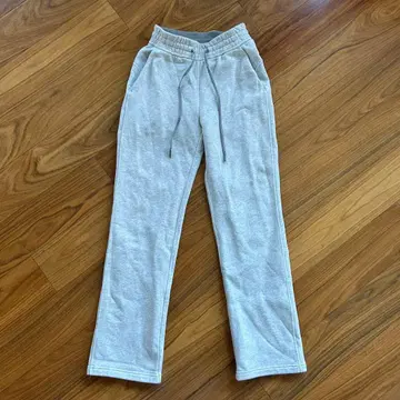 Lululemon 그레이 조거 팬츠