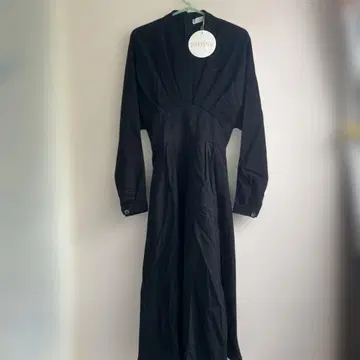 aurea 블랙 롱 슬리브 원피스