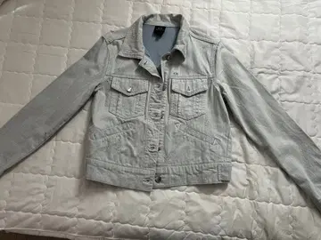 Armani Exchange 라이트 그레이 데님 자켓 S 사이즈
