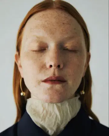 RIM.ARK 긴팔 하이넥 시어 티셔츠