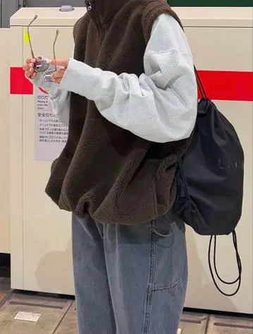 Eongul 요 Double Zip Boa Vest